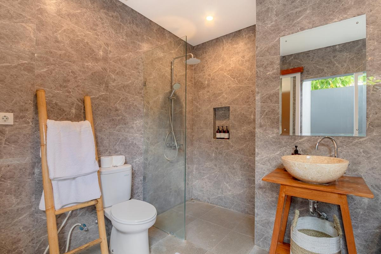 Bathroom 4, Casa Amore Villa in Berawa Beach - Canggu, Badung