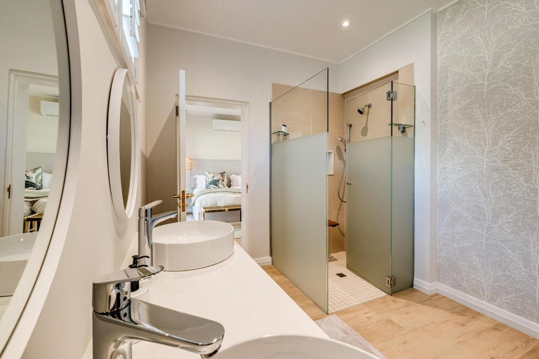 Shower 3, 6bed Villa by Camps Bay Beach Seven the Drive, City of Cape Town
