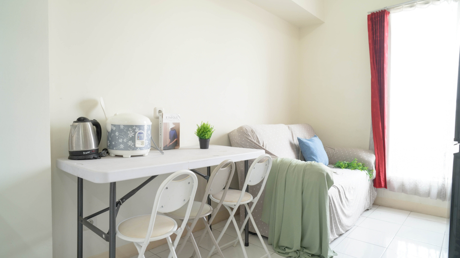 Others 2, White Tone 2BR at Podomoro Golf View Apartment By Travelio, Bogor