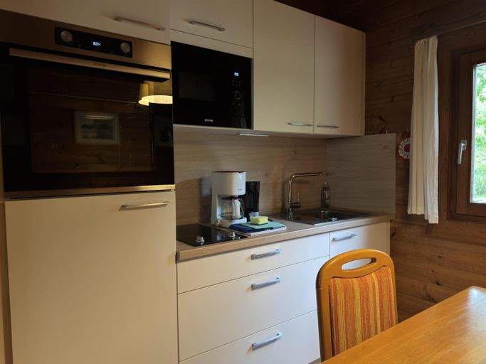 Others 4, Ferienhaus mit Terrasse, Celle