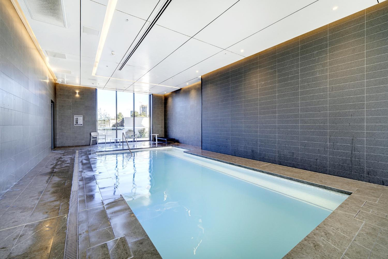 Sport & Beauty 5, Modern 1-bed Apartment With Parking, Canberra