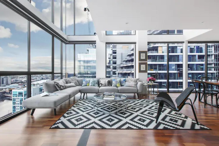 Others 4, Incredible City Views in Convenient CBD Apartment, Melbourne