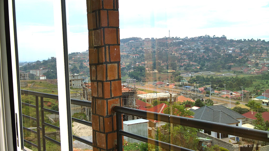 Others 3, EXPRESS VIEW INN , Jinja