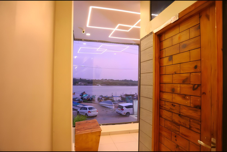 Others 2, Hotel Annai bay, Nagappattinam