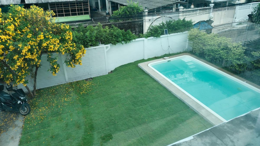 Sport & Beauty 4, Modern Private Pool Villa in Sukhumvit, Bang Na