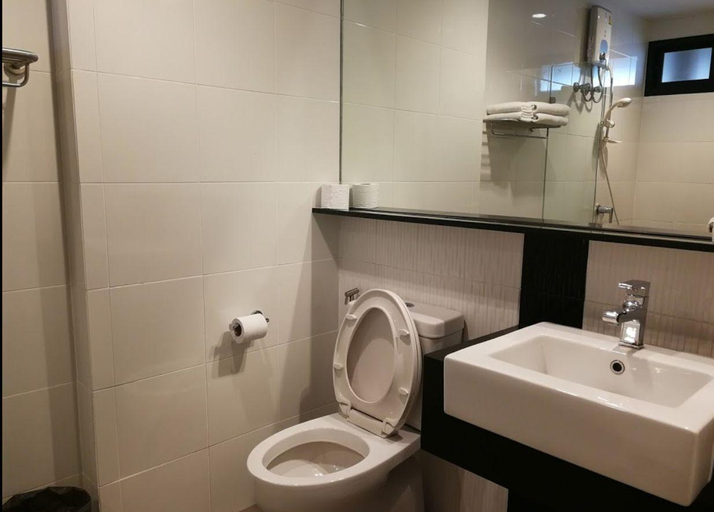 Bathroom 4, MT Park Residence, Muang Chon Buri