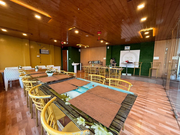 Food & Drinks 4, Hotel Royal Residency Dhanaulti, Tehri Garhwal