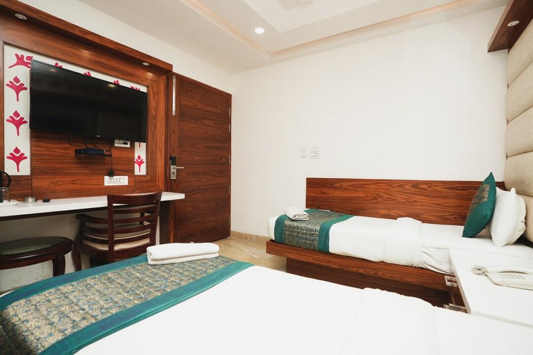 Bedroom 3, Hotel Kabir Palace, Delhi