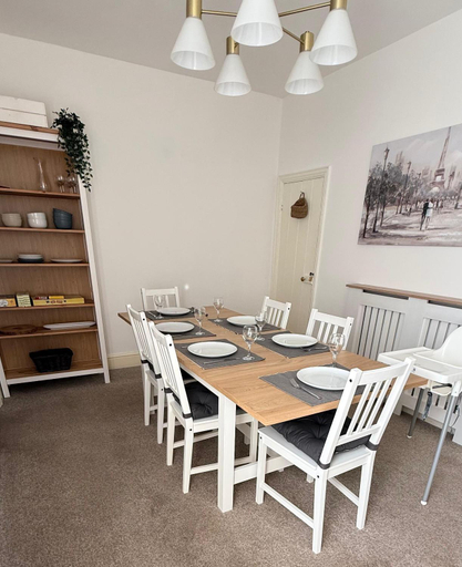 Others 4, Malvern Hills House, Worcestershire
