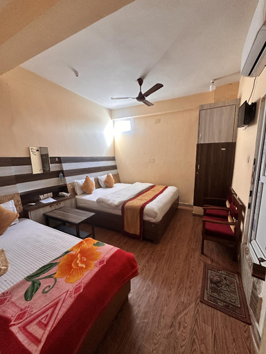 Others 5, HOTEL OPERA Deluxe, Narayani