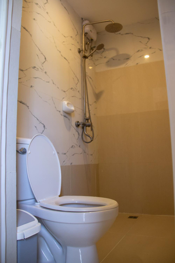 Bathroom 2, ARNOLD'S HOTEL, Santa Fe