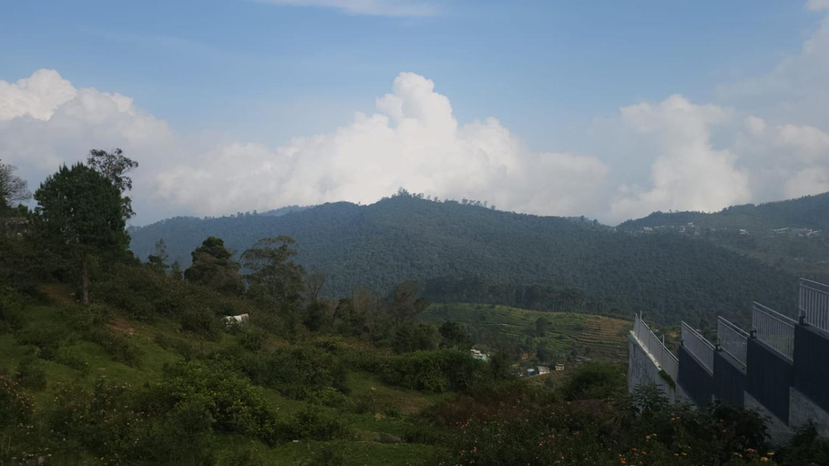 Others 3, Kodai Mist Valley Wood House, Dindigul