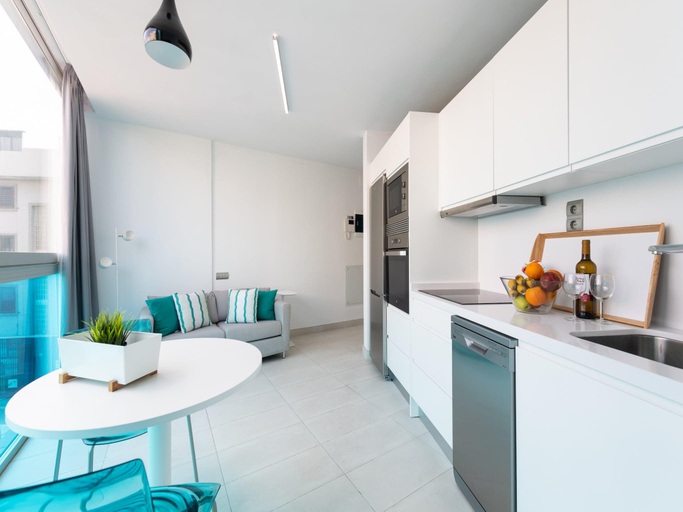 Others 4, Apartment in Las Palmas near Las Canteras Beach, Las Palmas