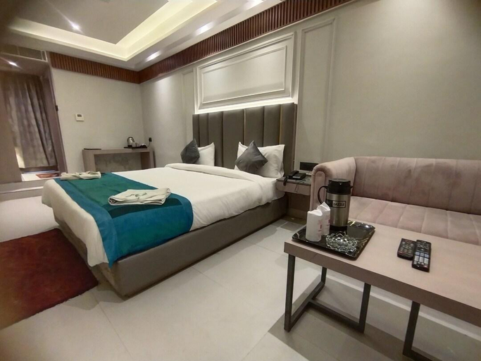 Bedroom, Hotel Gagan Plaza, Kanpur Nagar