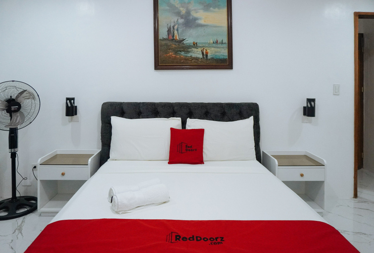Bedroom 4, RedDoorz @ La Casa Guesthouse, Angeles City