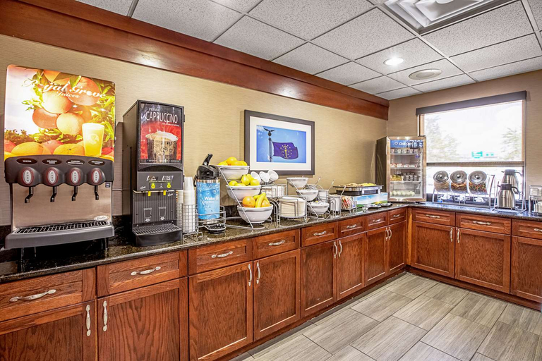 Food & Drinks 4, Comfort Inn Indianapolis North - Carmel, Hamilton