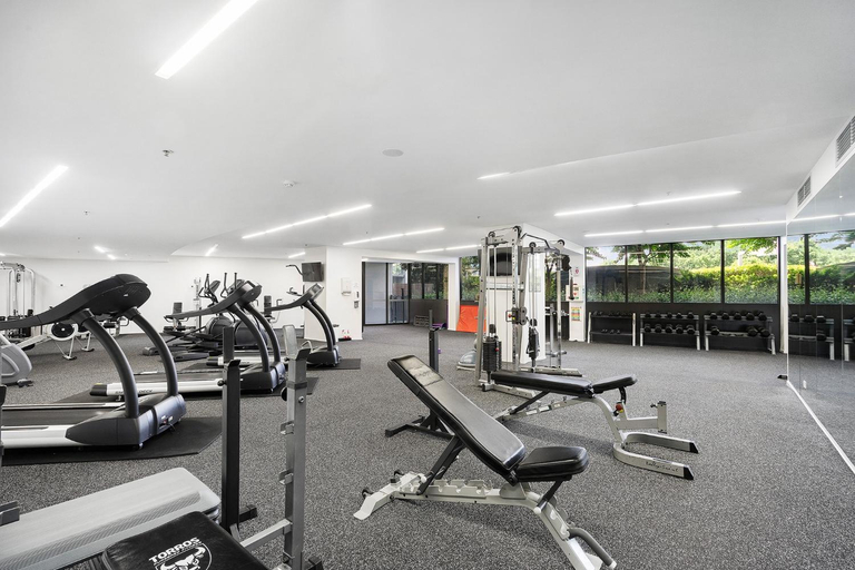 Others 5, Center 1-Bed with Gym, BBQ and Stunning Views, Canberra