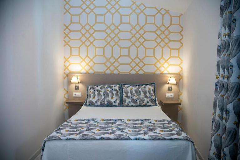 Bedroom 2, La Casa del Pozo Santo Apartments, Sevilla