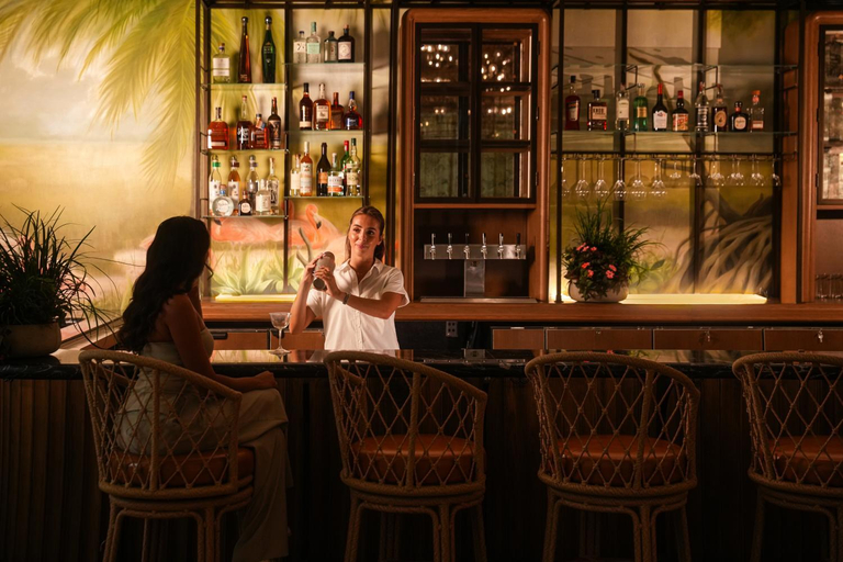 Food & Drinks 3, Naples Beach Club, A Four Seasons Resort, Collier