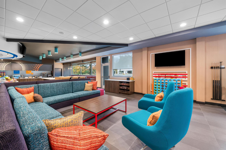 Public Area 2, Tru By Hilton Brockton, Plymouth