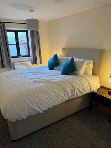 Bedroom 3, The Rampant Horse Inn, Norfolk