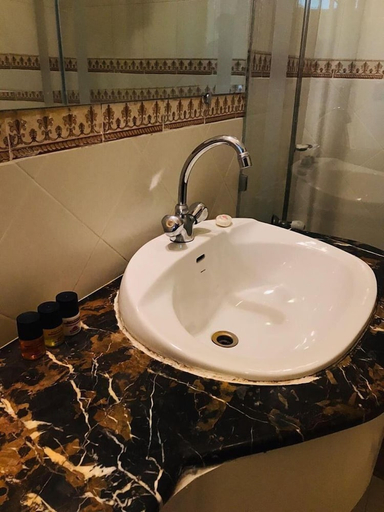Bathroom 3, Shangrila Resort Hotel, Rawalpindi