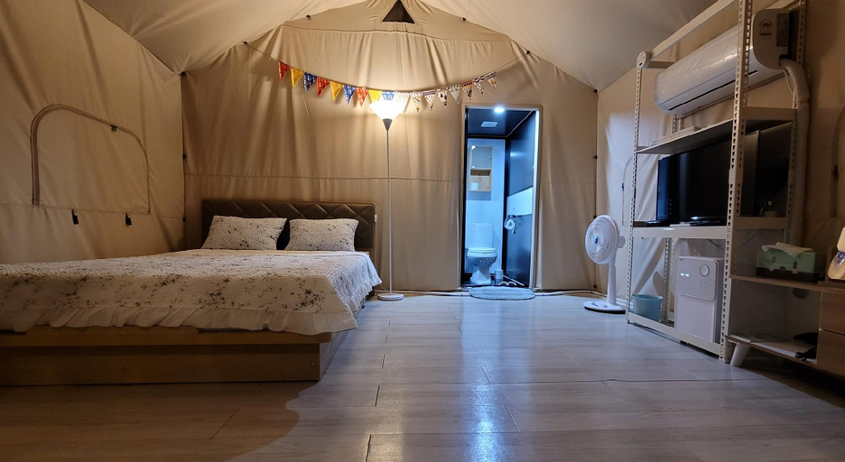 Bedroom 2, Sancheong Pet Glamping, Hamyang