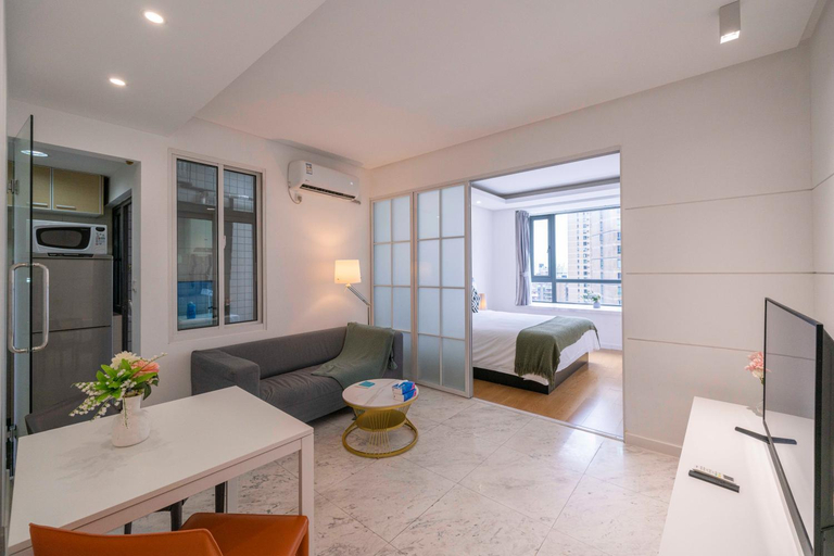 2, Tyms Cozy 1BR APT TianShan Dynasty View, Shanghai