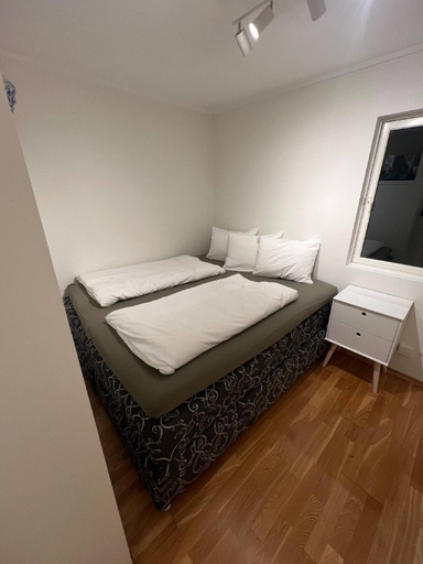 Bedroom 5, Bright Apartment with Patio and Garden, Kristiansand