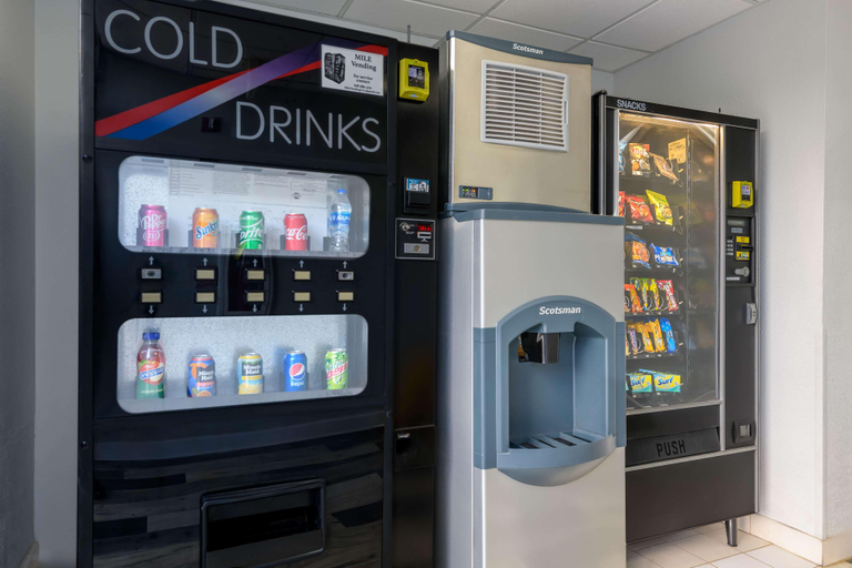Food & Drinks, Econo Lodge Inn And Suites, Dawson