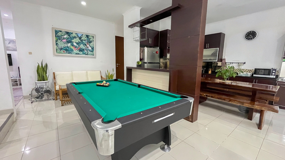 Exterior 4, Green House Villa 6 bedrooms with private pool, Bandung