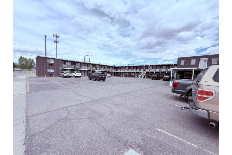 Public Area 3, Tomahawk Motor Lodge Riverton US-26, Fremont