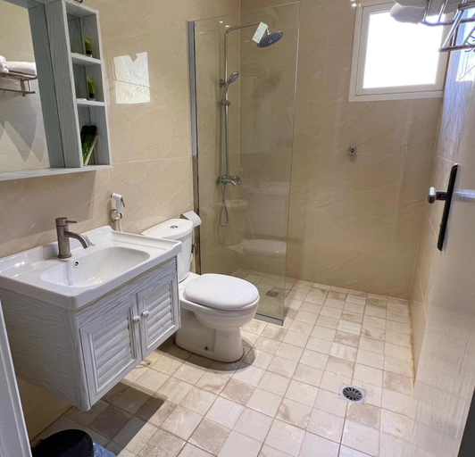 Bathroom 5, Adwaa Al Salam Hotel, Al Madinah Al Munawwarah