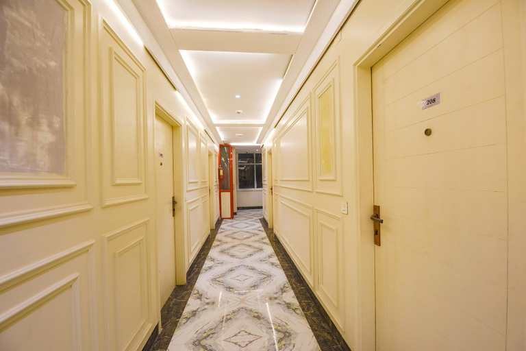 Public Area 2, FabHotel Dev Palace I - Pitampura, Delhi
