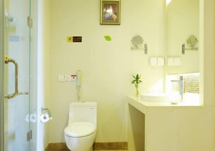 Bathroom 3, Riyueheng Hotel, Hezhou