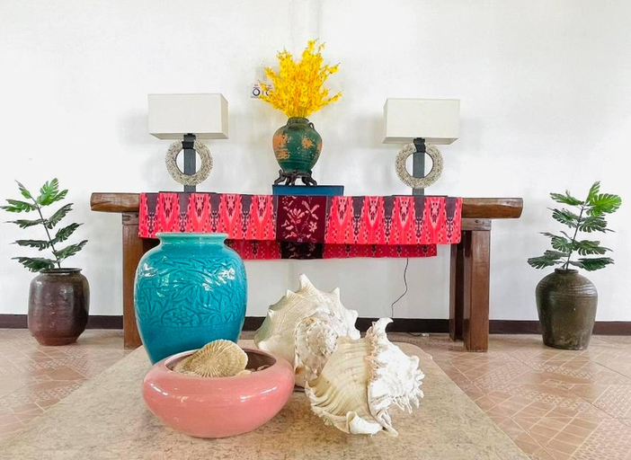 2, Casa G Private BeachfrontYour own private beach, Samal City