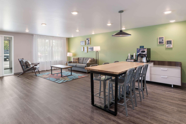 Public Area 2, Woodspring Suites Concord Charlotte Speedway, Cabarrus