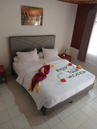 Bedroom 4, Siuri Cottages, Poso