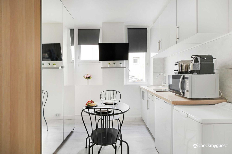 Kitchen 5, Amazing Studio in the heart of the Marais, Paris