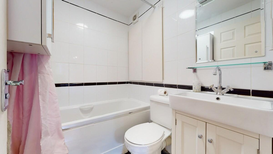 Bathroom 3, -Air Con- Cute 2BD flat 1 Min Maida Vale Station!, London