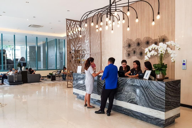Public Area 4, Bonifacio Global City Apartments, Taguig