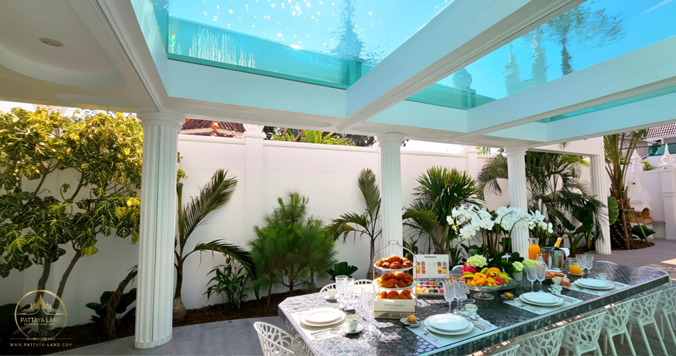 Food & Drinks 4, STARLAND Luxury Pool Villa Pattaya Walking Street, Pattaya