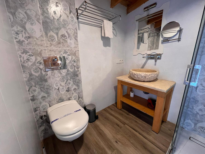 Bathroom 4, Alacati Asmali Konak Hotel, Çeşme