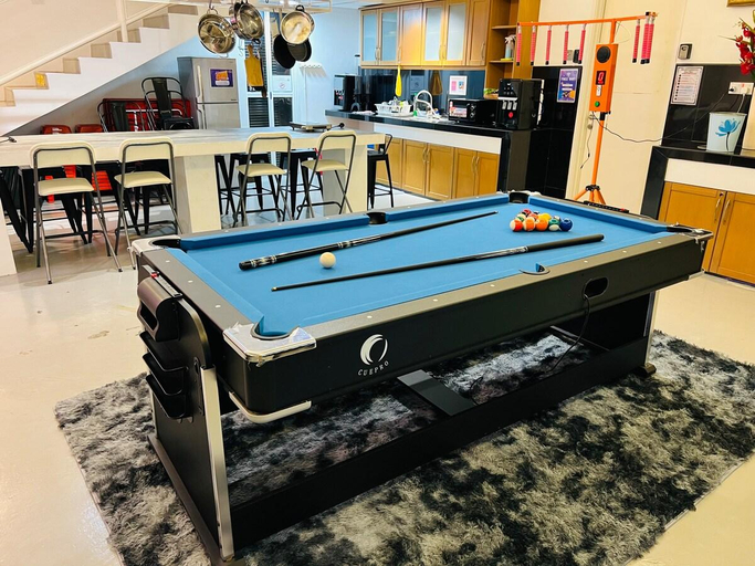 Recreational facilities 5, KL Bungalow 34 Pax - 7 Cars - Karaoke, Games & Meeting Area - 5km to Mid Valley, Kuala Lumpur