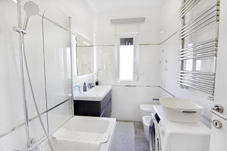 2, Spacious apartment in Umag with garden, Umag