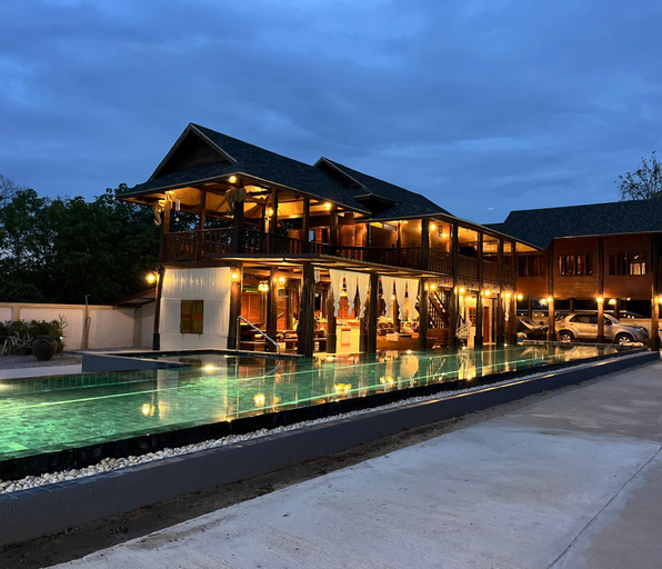 Reception, The Elephant House and Pool Villas, Mae Wang