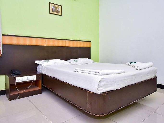 Bedroom 2, Jeyam Residency, Kumbakonam, Thanjavur
