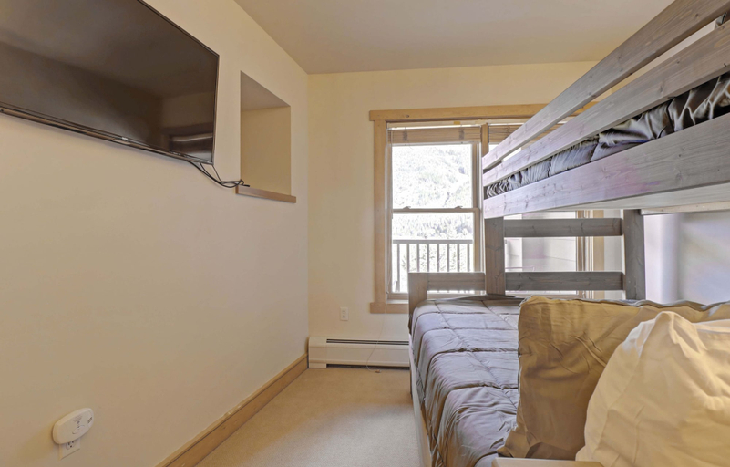 Room 3, Cs321 Copper Springs 1 Bedroom Condo, Summit