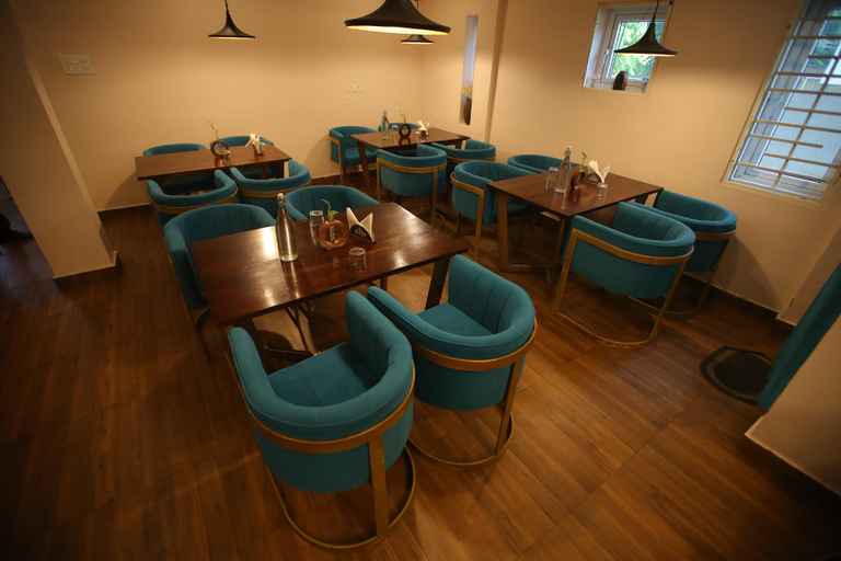 Food & Drinks 2, De Crown Luxury Hotel Kakinada, East Godavari
