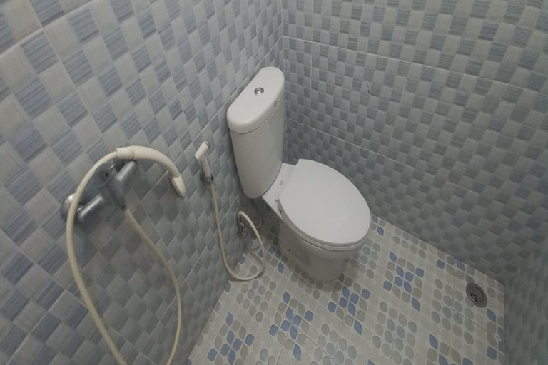 Bathroom 2, OYO 95054 Prima Jaya Homestay Syariah, Semarang